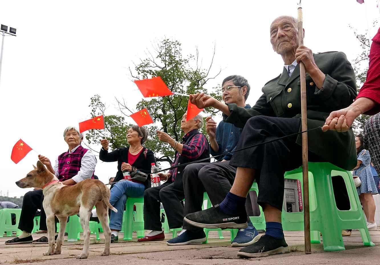 牙齿总是长牙结石洗牙都不管用？改掉这几个习惯，结石自己会消失